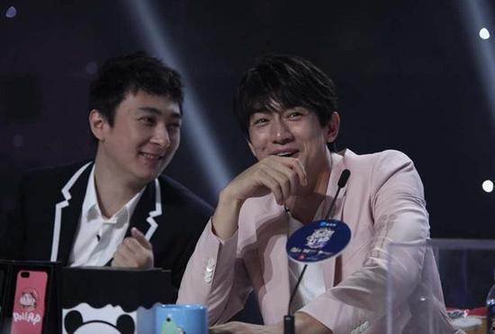 网友爆料刮脸板视频,揭秘恐怖真相! 第2张 网友爆料刮脸板视频,揭秘恐怖真相! 第2张