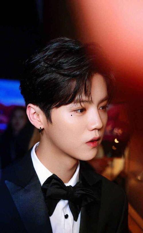 娱乐圈爆料刘诗诗鹿晗,甜蜜恋情曝光,粉丝沸腾! 第1张 娱乐圈爆料刘诗诗鹿晗,甜蜜恋情曝光,粉丝沸腾! 第1张